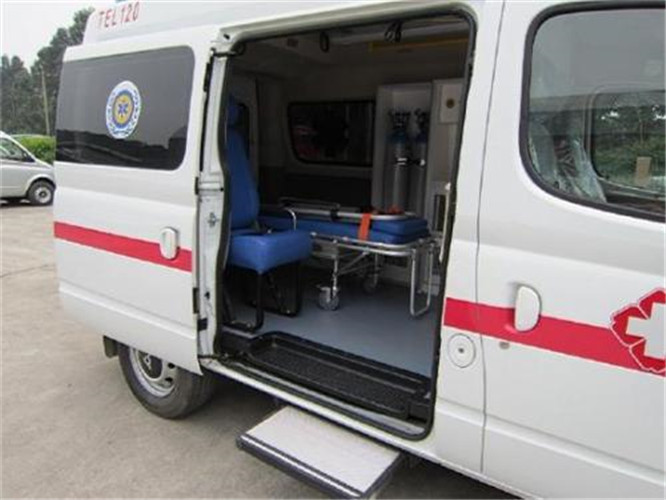 梓潼救护车出租服务案例7